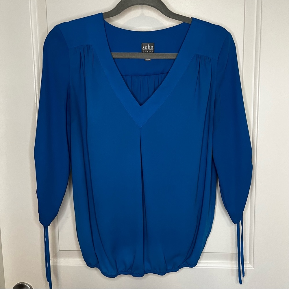 Beautiful cobalt blue New York & Co blouse size Small, quarter length sleeves